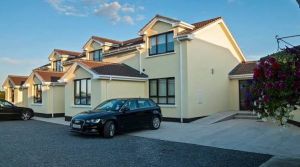 Hillview House, Lusk
